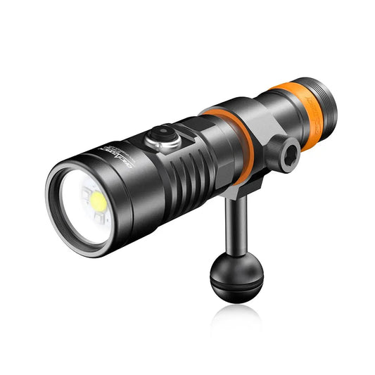 OrcaTorch D710V Diving Flashlight