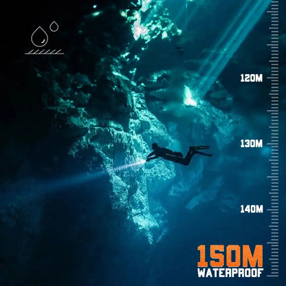 OrcaTorch D720 Long Beam Dive Light